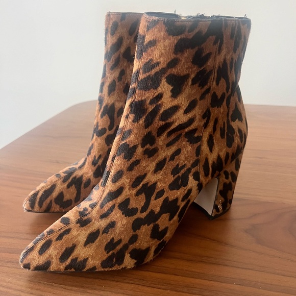 Sam Edelman Hilty Animal Print Ankle Bootie - Picture 5 of 9